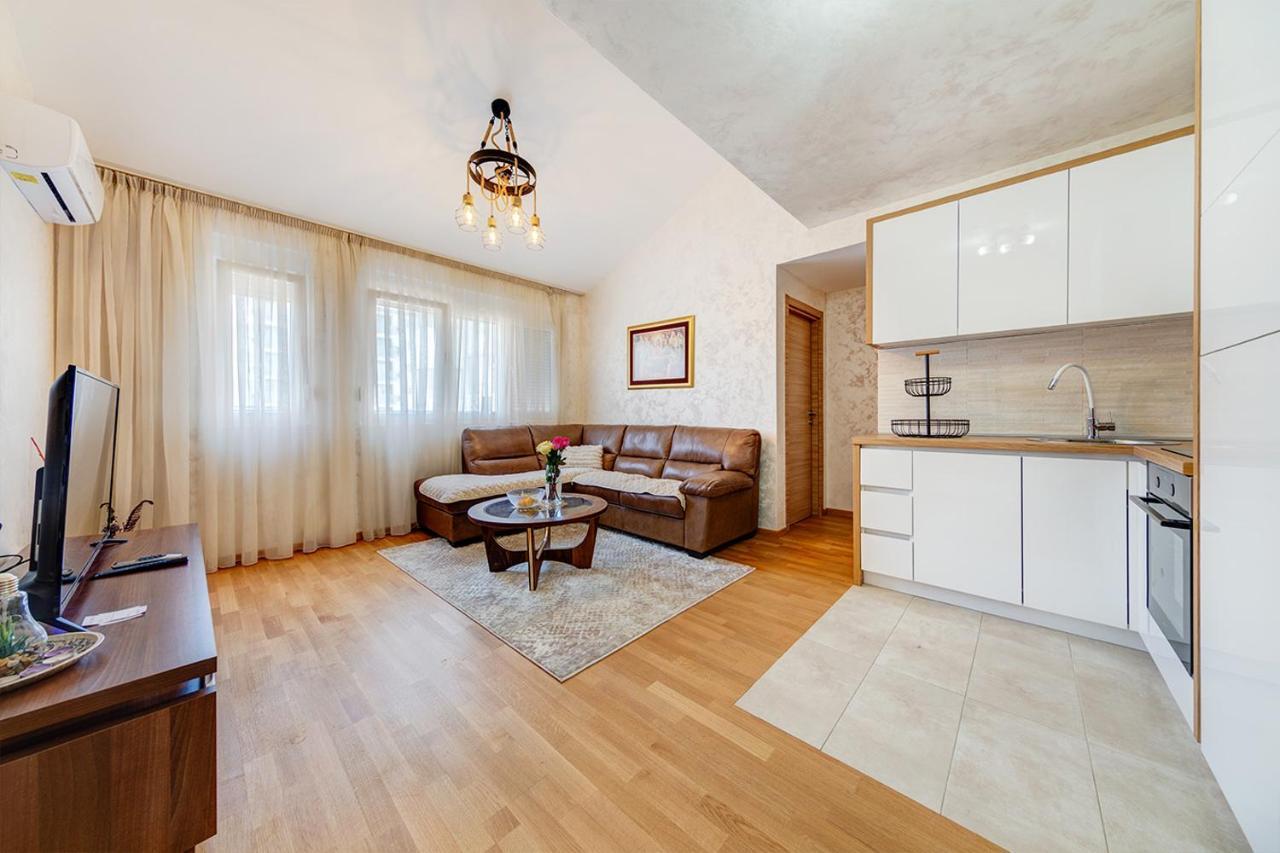 Kings Apartments Podgorica Esterno foto